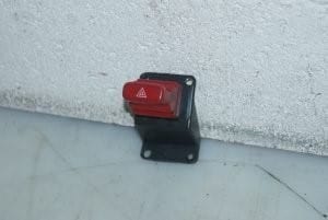 Hazard Light Switch – Alfa Romeo 916 GTV Spider 1995-1998
