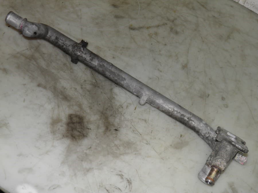 2.4 10v Water Coolant Alloy Pipe - Alfa Romeo 156 166 1998-2005