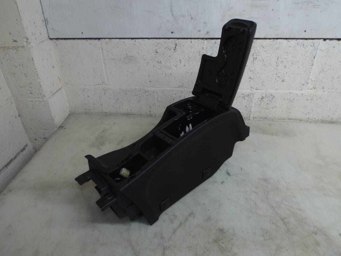 Console Arm Rest Black Leather - Alfa Romeo 939 Brera Spider 2005-2012 - Image 4