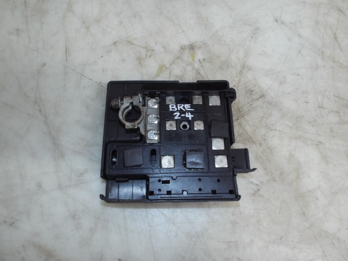 Positive Battery Mount Clamp Fuse with Cover 2.4 2.0 JTDm 2.2 JTS 3.2 V6 - Alfa Romeo 939 159 Brera Spider 2005-2012 - Image 3