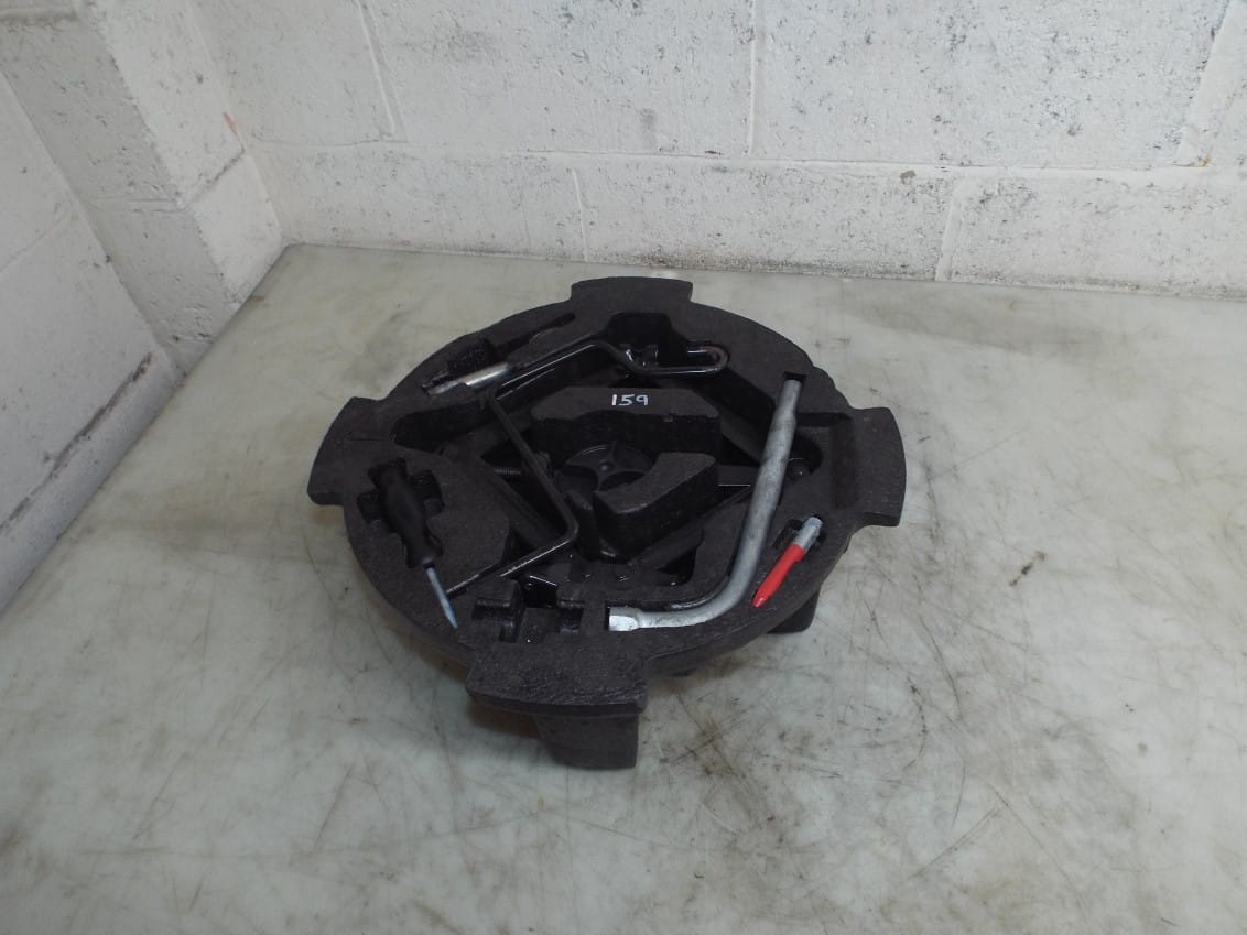 Tool Kit Jack Container - Alfa Romeo 939 159 2005-2012