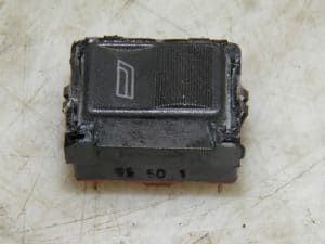 Electric Window Switch – Alfa Romeo 164 1992-1998