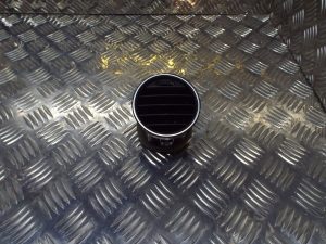 Hintere Lüftungsöffnung (Knopf fehlt) – Alfa Romeo Giulietta 2010–2020