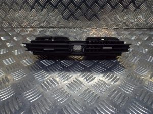 Centre Dashboard Air Vent Grille – Alfa Romeo Giulietta 2010