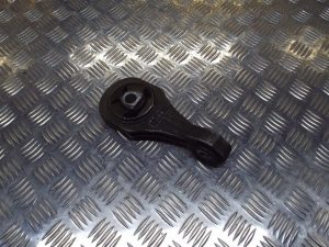 1.4 1.6 2.0 Centre Rear Engine Mount – Alfa Romeo Giulietta 2010-