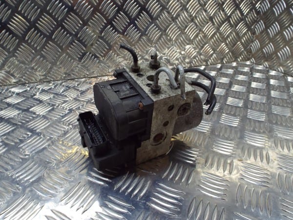 ABS Pump ECU Bosch 0273004495 - Alfa Romeo 916 GTV Spider 1998-2005