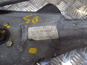 Front Wiper Motor and Linkage – Alfa Romeo 916 GTV Spider 1995-2005