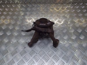 RIGHT – Twinspark Front Wheel Hub with ABS Sensor – Alfa Romeo 916 GTV Spider 2000-2005