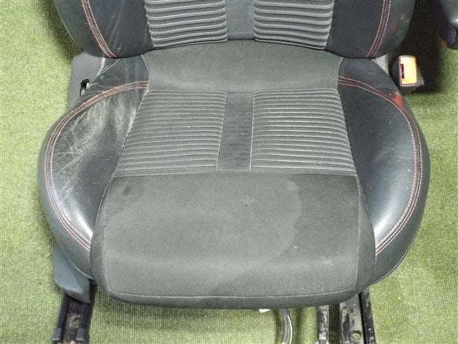 Black Alcantara Fabric and Leather Seats - Alfa Romeo Giulietta 2010-2020 - Image 24