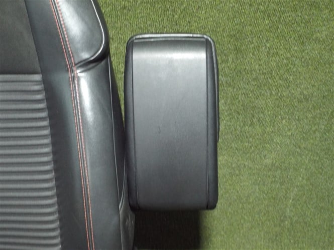 Black Alcantara Fabric and Leather Seats - Alfa Romeo Giulietta 2010-2020 - Image 21