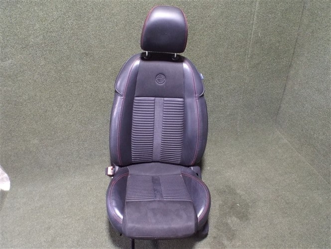 Black Alcantara Fabric and Leather Seats - Alfa Romeo Giulietta 2010-2020 - Image 16
