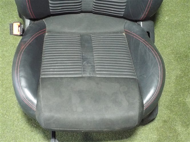 Black Alcantara Fabric and Leather Seats - Alfa Romeo Giulietta 2010-2020 - Image 13