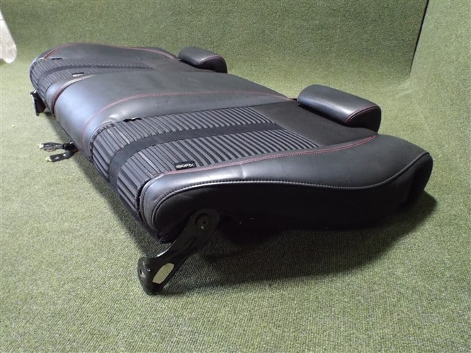 Black Alcantara Fabric and Leather Seats - Alfa Romeo Giulietta 2010-2020 - Image 6