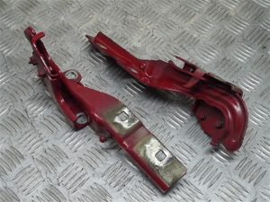 Front Bonnet Hinge LEFT and RIGHT – Alfa Romeo Giulietta 2010-2020