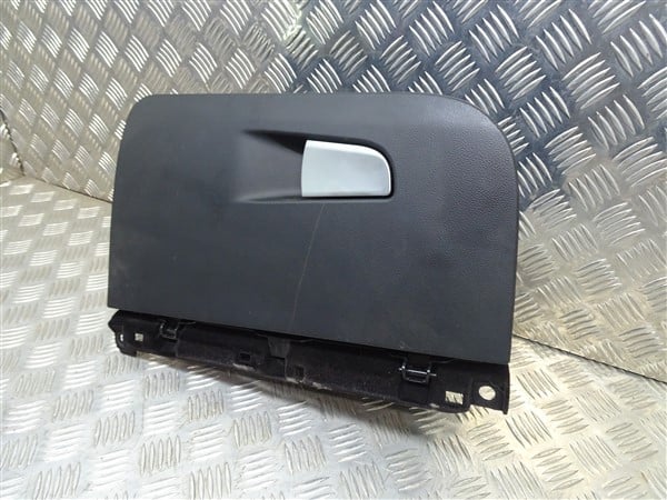 Glove Box - Alfa Romeo Giulia 2017- - Image 2