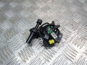 RIGHT – Roof Cover Clamshell Lock – Alfa Romeo 939 Spider 2005-2012