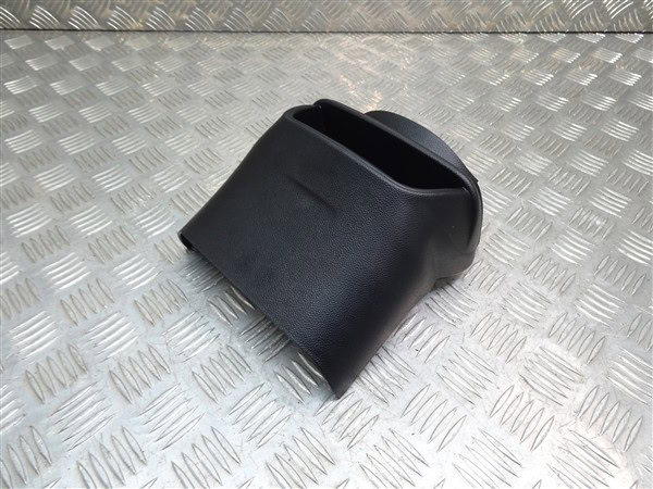 Rear Centre Console Storage Bin - Alfa Romeo Giulia 2016- - Image 3