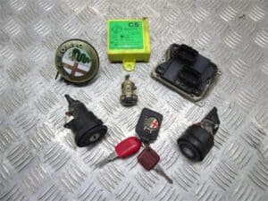 2.0 Twinspark CF2 Engine ECU Code box and Key 0261206061 – Alfa Romeo 916 GTV Spider 1998-2001