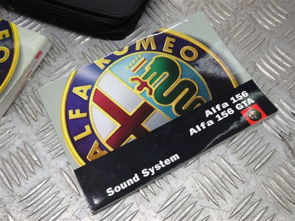 Spider Owners Manual Book Pack Phase 3 – Alfa Romeo 916 Spider 2002-2005 - Image 2