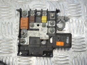 2.0 JTDm Positive Battery Fuses with Cover – Alfa Romeo 159 Brera Spider 2005-2012