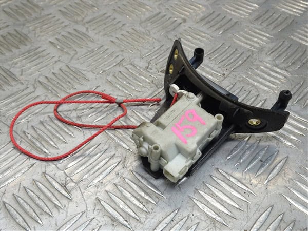 Fuel Flap Lock Latch - Alfa Romeo 159 2005-2012 - Image 3