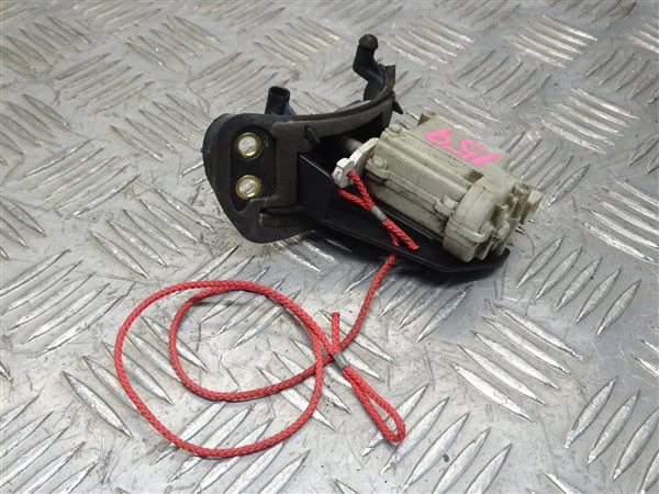 Fuel Flap Lock Latch - Alfa Romeo 159 2005-2012 - Image 2