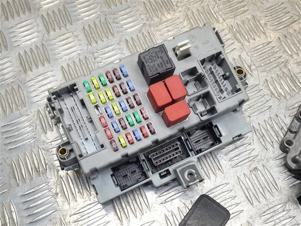 2.0 JTDm 170hp Engine ECU and Key Set 0281017782 - Alfa Romeo 159 2005-2012 - Image 9
