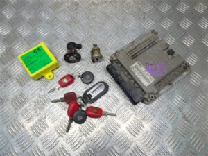 2.0 JTS Engine ECU Code box and Key 0261S01017 – Alfa Romeo 916 GTV Spider 2002-2005