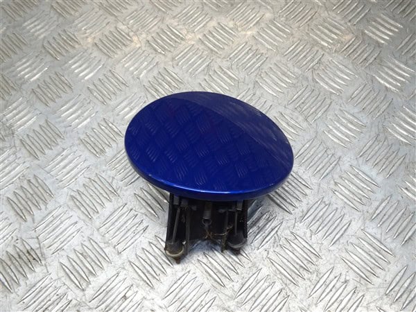 Fuel Flap with Hinge Blue 586/A - Alfa Romeo 939 Spider 2005-2012 - Image 7