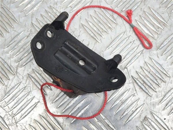 Fuel Flap Lock Latch - Alfa Romeo 939 Spider 2005-2012 - Image 4