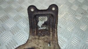 LEFT Bumper Washer Bottle Mount Bracket (Corrosion) – Alfa Romeo 159 Brera Spider 2005-2012