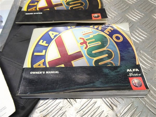 Owners Manual Book Pack - Alfa Romeo 939 Spider 2005-2012 - Image 2