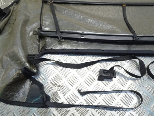 Internal Black Roof Trim Cover - Alfa Romeo 939 Spider 2005-2012 - Image 15