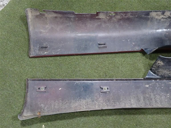 Bas de caisse gauche et droit - Rouge Proteo 195 - Alfa Romeo 916 GTV Spider 1995-2005 – Image 11