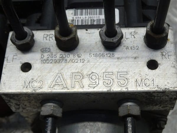 Bomba de la ECU del ABS 51865128 0265230812 - Alfa Romeo Mito 2008-2020 - Imagen 6