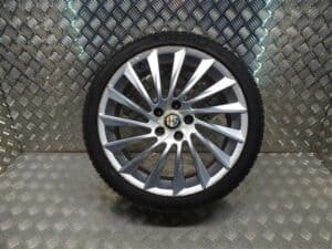 5×110 18 inch Turbine Alloy Wheels with Tyres – Alfa Romeo Giulietta 2010-2020