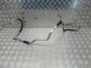 Bomba de aire acondicionado de 2,4 litros y 20 V, conexión al condensador – Alfa Romeo 159 Brera Spider (2005-2012)