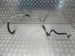 Bomba de aire acondicionado de 2,4 litros y 20 V, conexión al condensador – Alfa Romeo 159 Brera Spider (2005-2012)